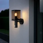 Wandlamp Buiten - zwart met bewegingssensor – E27 fitting – IP44 – rookglas - Afbeelding 3